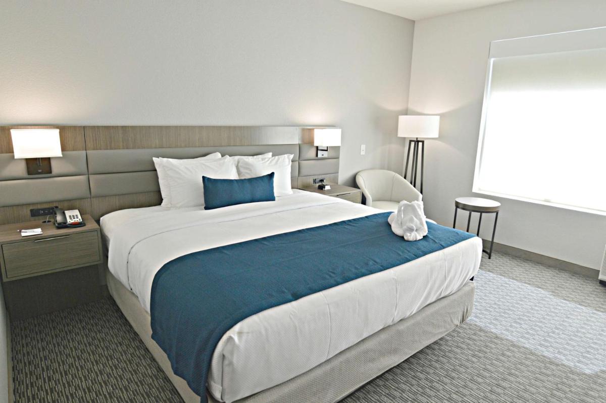 Photo - Best Western Plus Executive Residency Austin