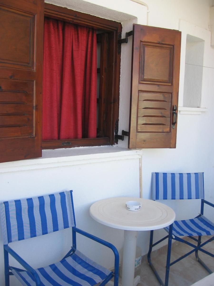 Foto - Evelina Beach Pension a breath away from the Black Beach offer private rooms&studios to suit every t