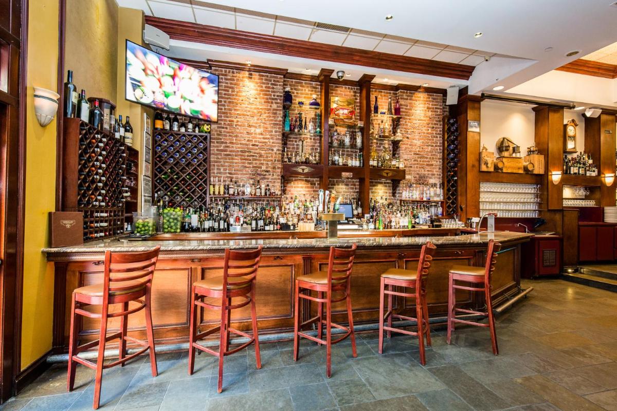 The Belvedere Hotel photo 8