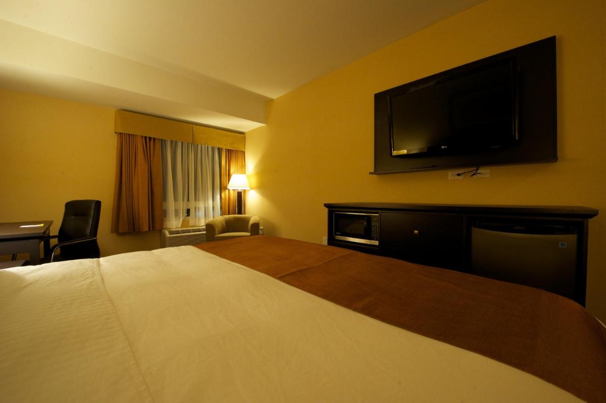 Photo - Days Inn & Suites by Wyndham Winnipeg Airport Manitoba