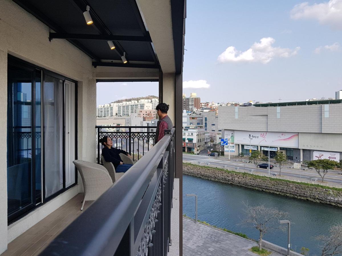 Foto - Bed Radio Dongmoon