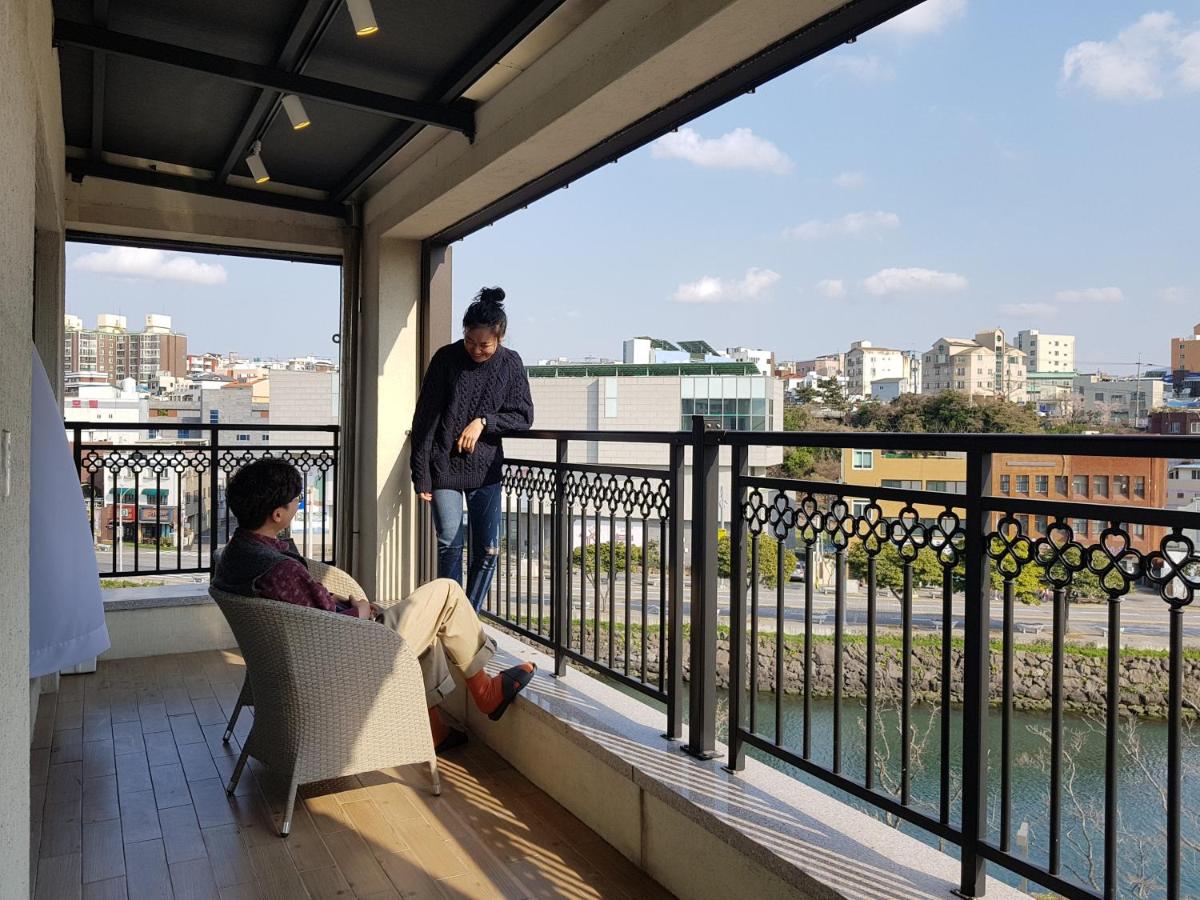 Foto - Bed Radio Dongmoon