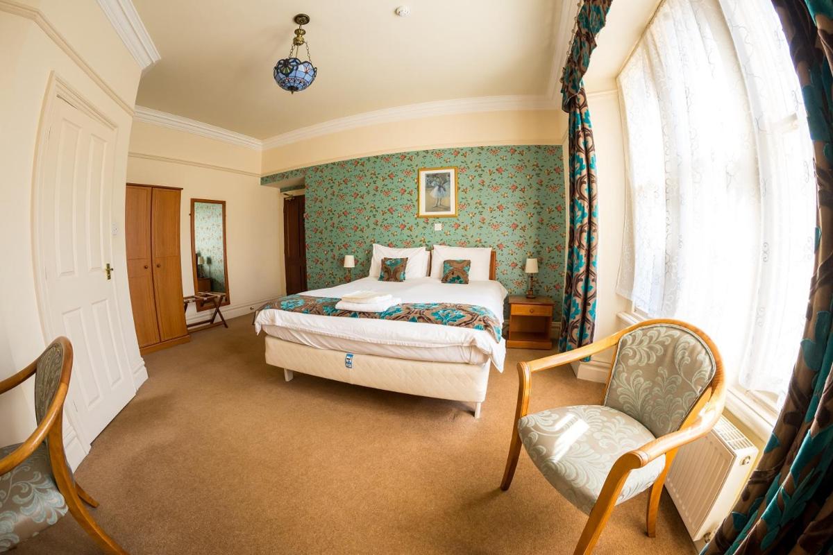 Photo - Farnley Tower Guesthouse