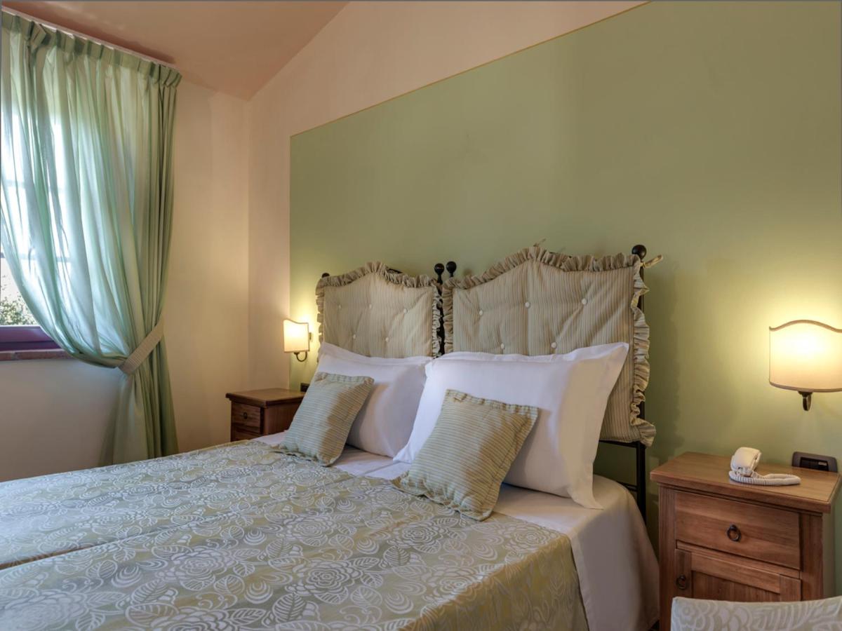 Photo - Hotel & Restaurant Casolare Le Terre Rosse