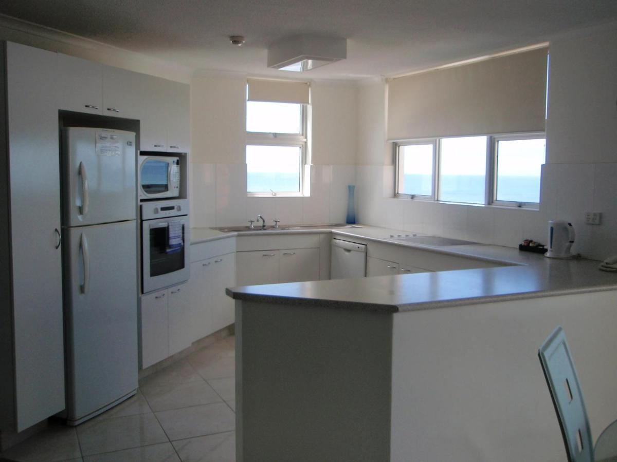 Photo - Grosvenor Beachfront Apartments Surfers Paradise