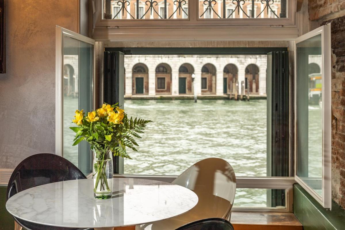 Photo - Locanda Leon Bianco on the Grand Canal