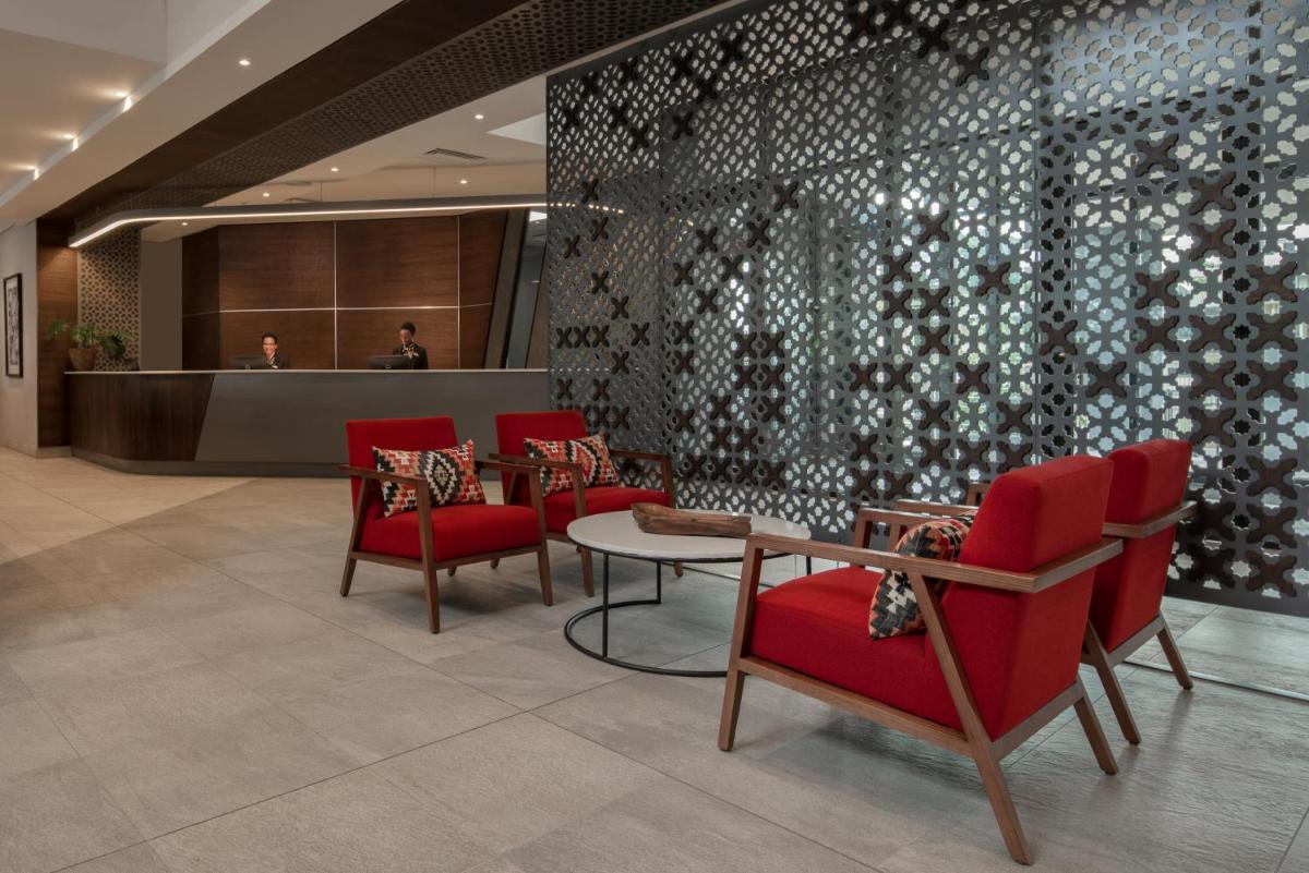 Crowne Plaza - Dar Es Salaam by IHG photo 3