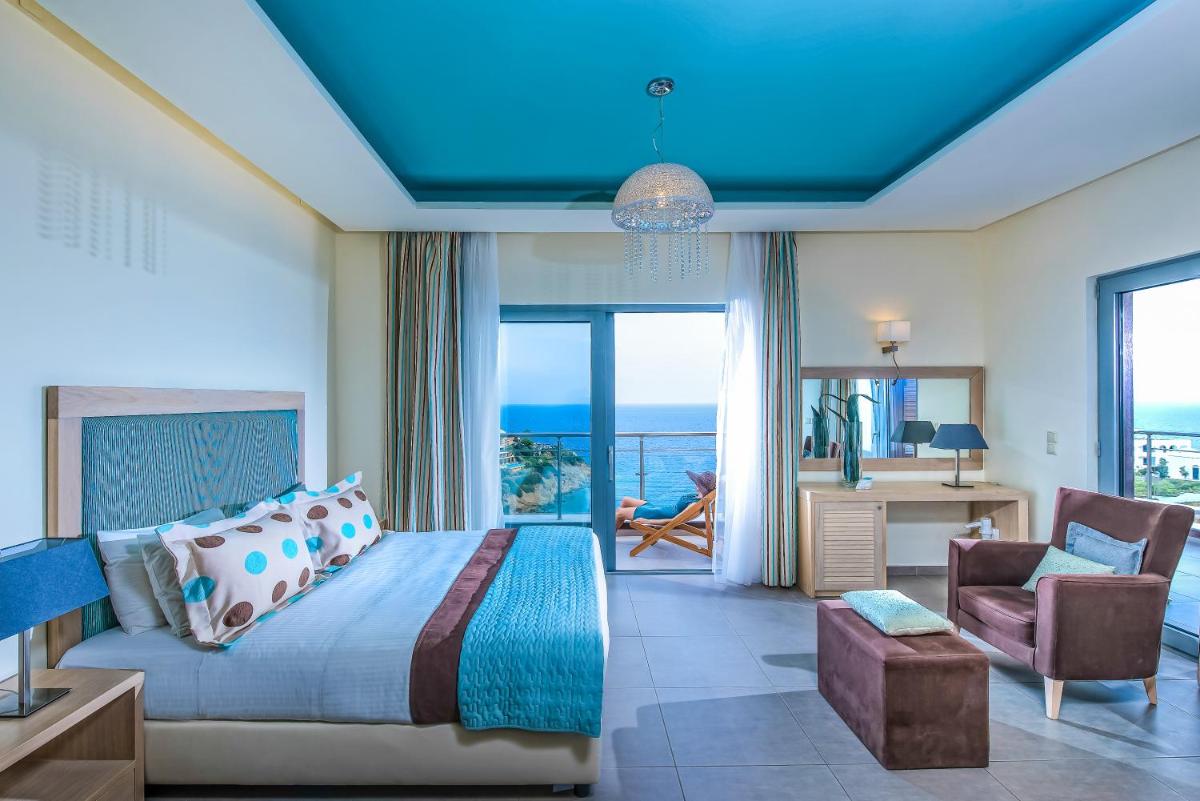 Photo - Blue Bay Resort Hotel