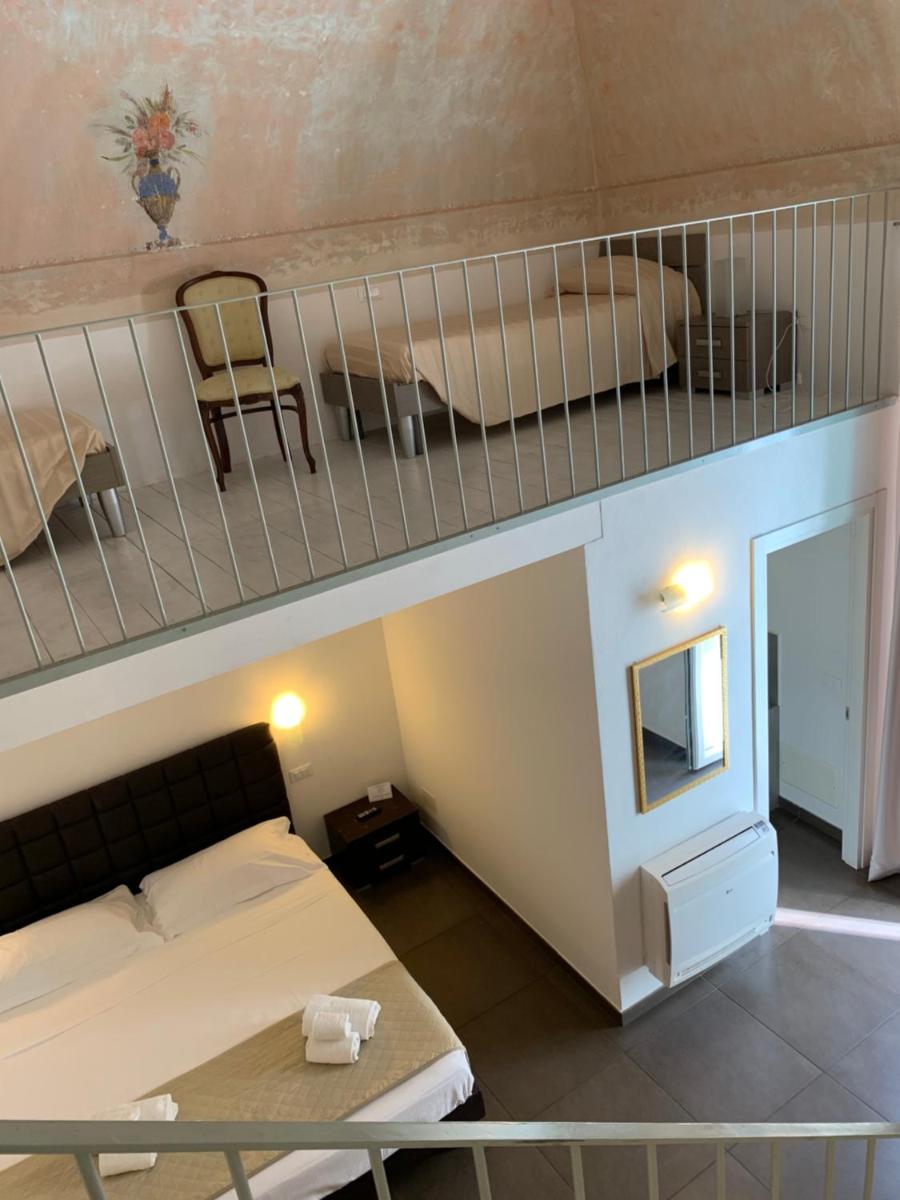 Photo - UP Room&Suite