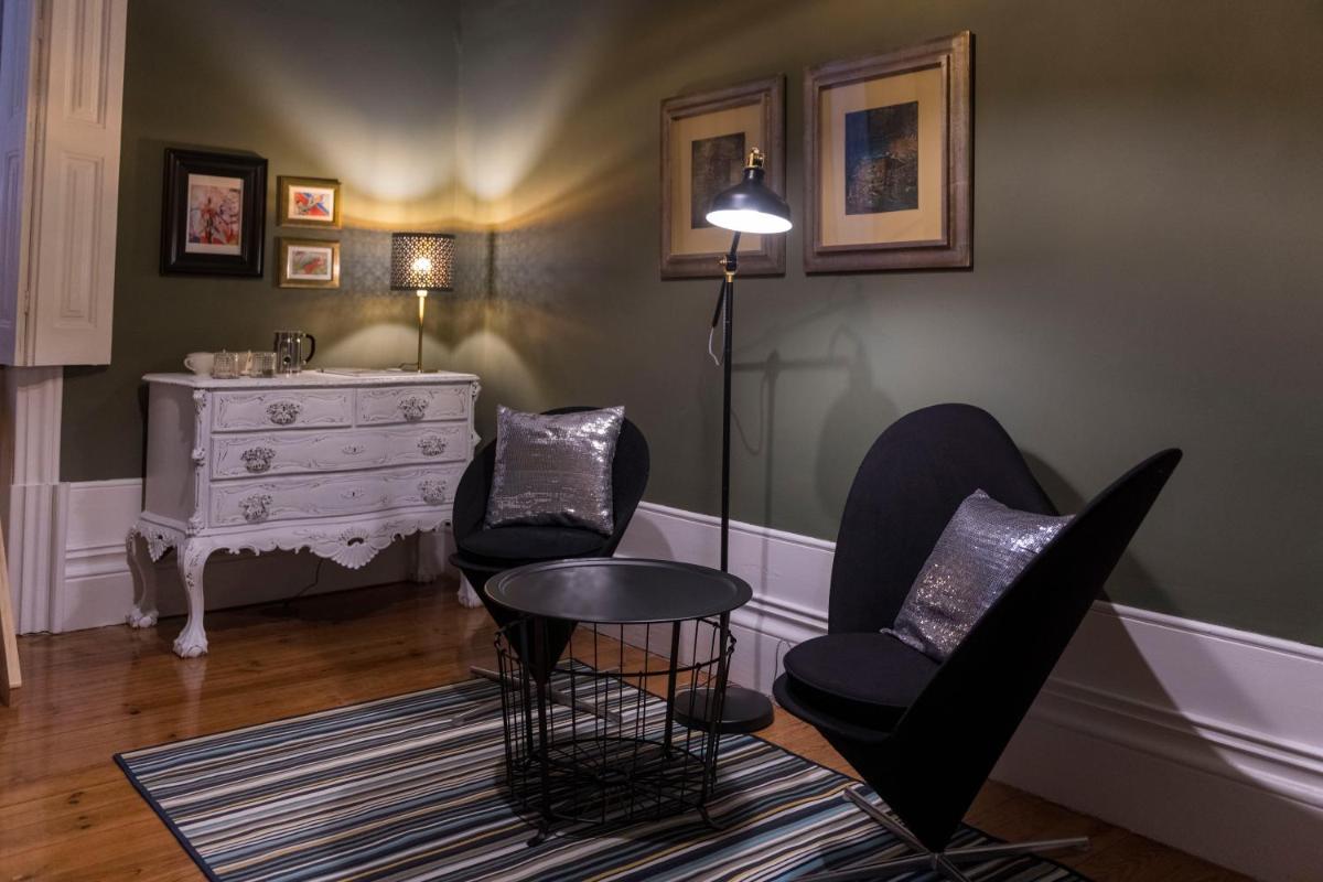 Foto - Guesthouse Bonjardim Suites by LovelyStay