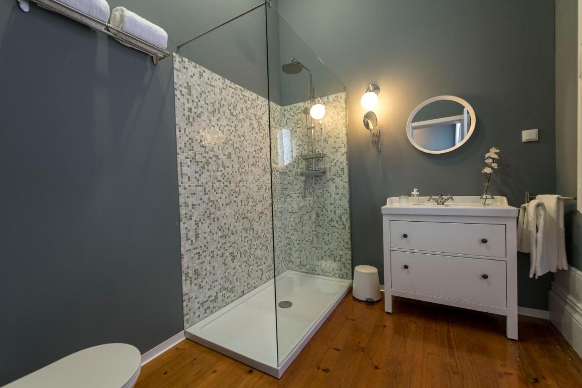 Foto - Guesthouse Bonjardim Suites by LovelyStay