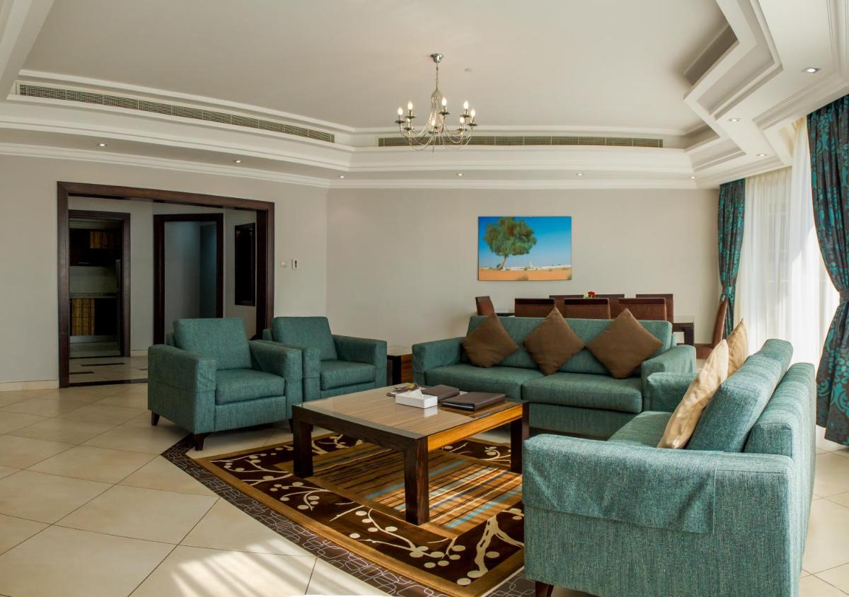 Photo - Al Majaz Premiere Hotel Apartments