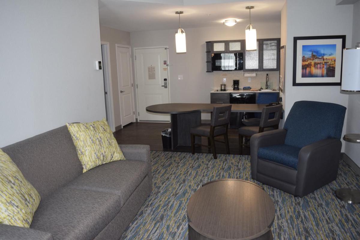 Photo - Candlewood Suites - Nashville Metro Center, an IHG Hotel