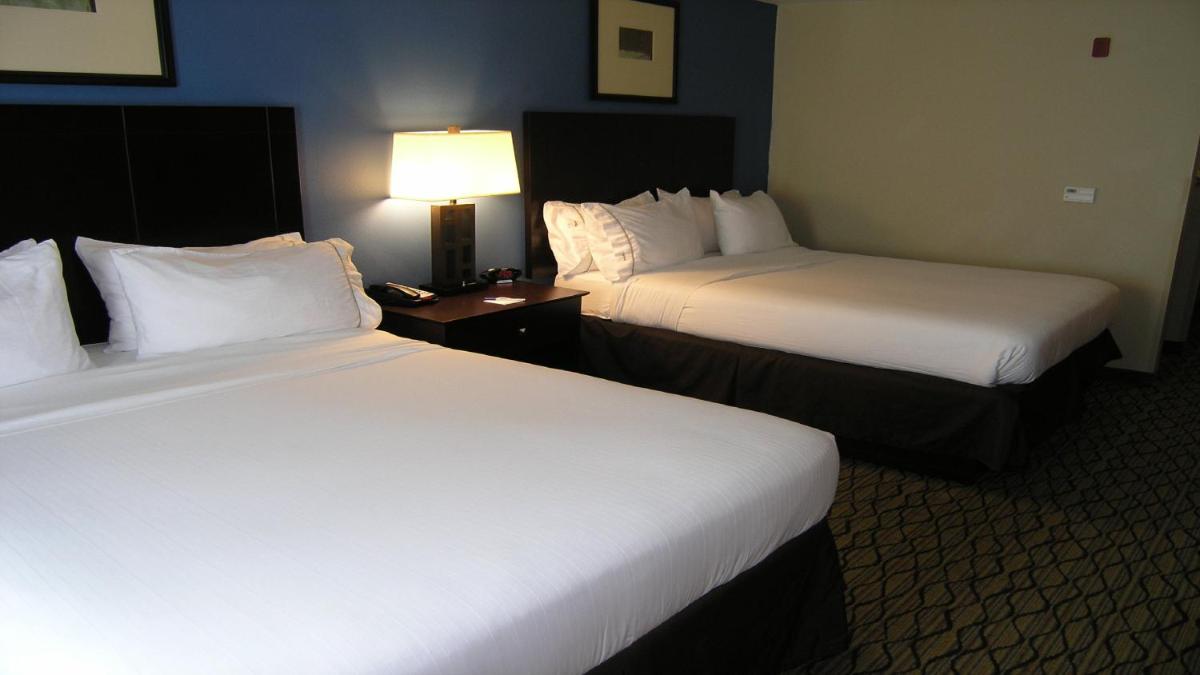 Foto - Holiday Inn Express & Suites Belle Vernon, an IHG Hotel