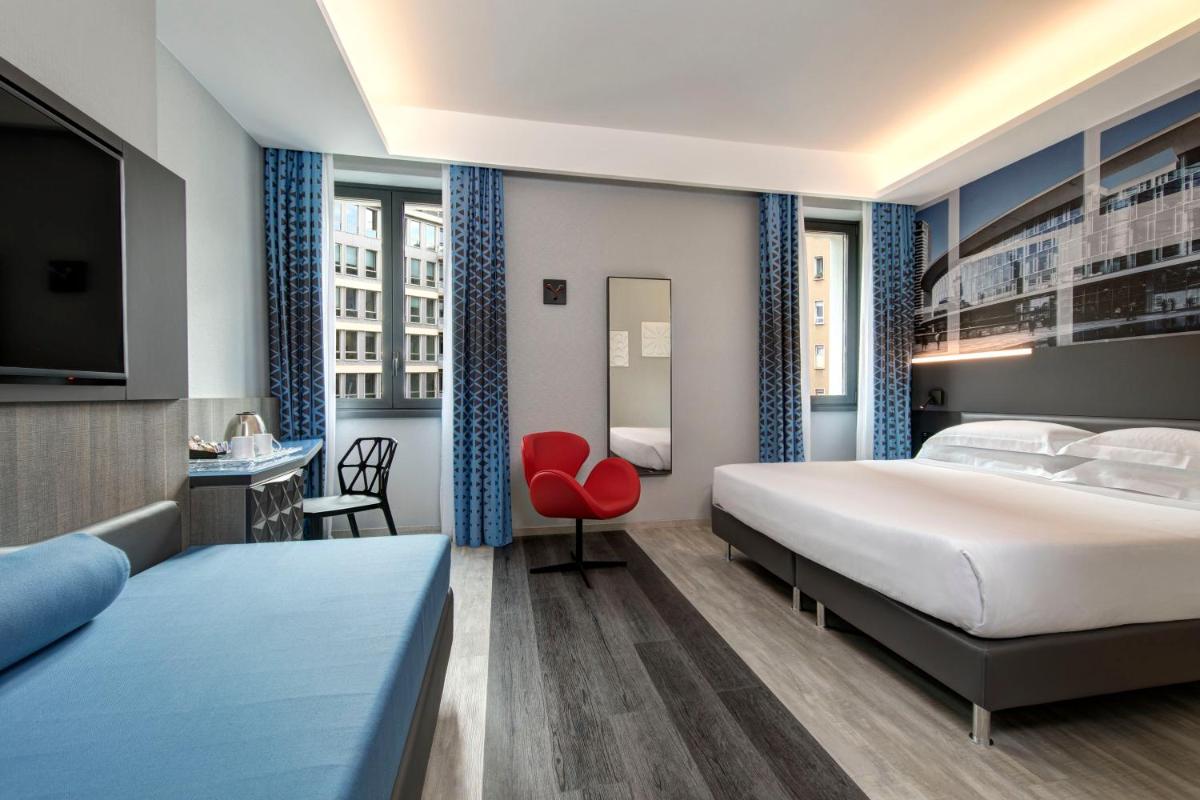 Photo - iQ Hotel Milano