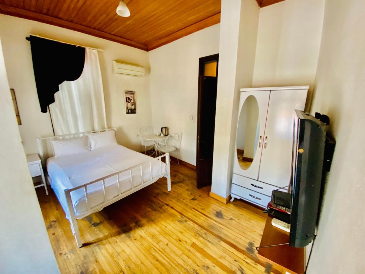 Photo - Pastor Historical Apart-Hotel The Gulf Of İzmir