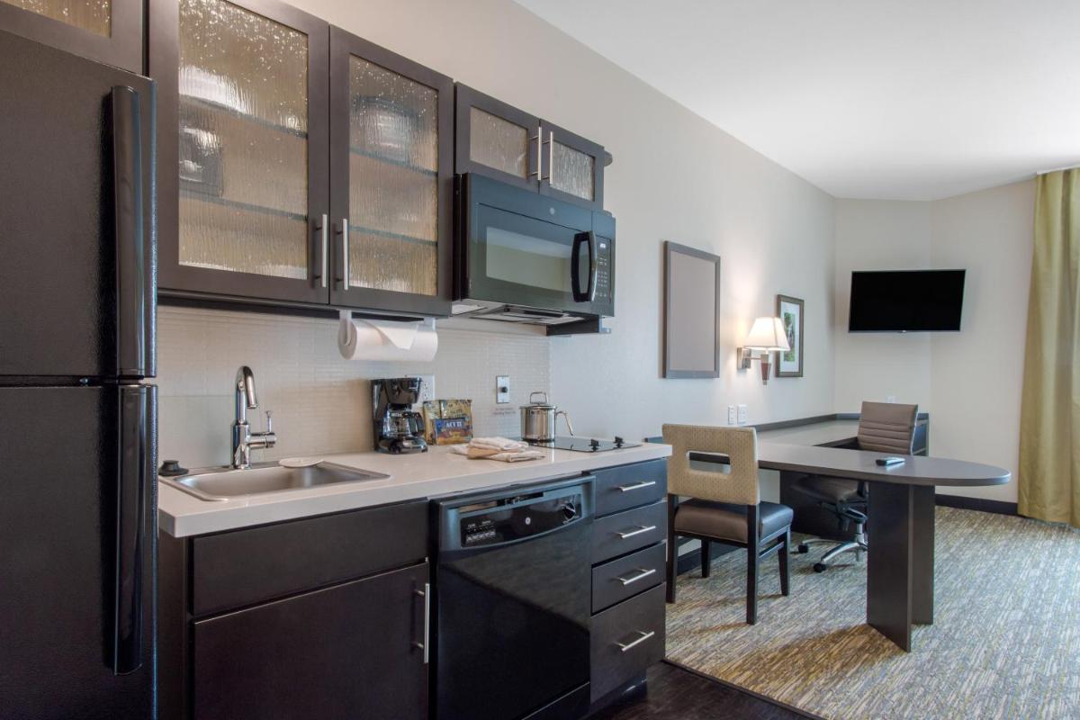 Photo - Candlewood Suites - San Antonio Lackland AFB Area, an IHG Hotel