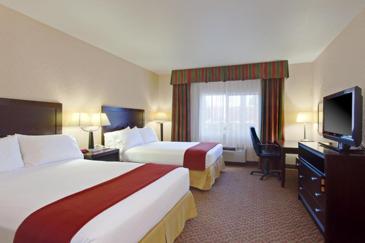 Photo - Holiday Inn Express Temecula, an IHG Hotel