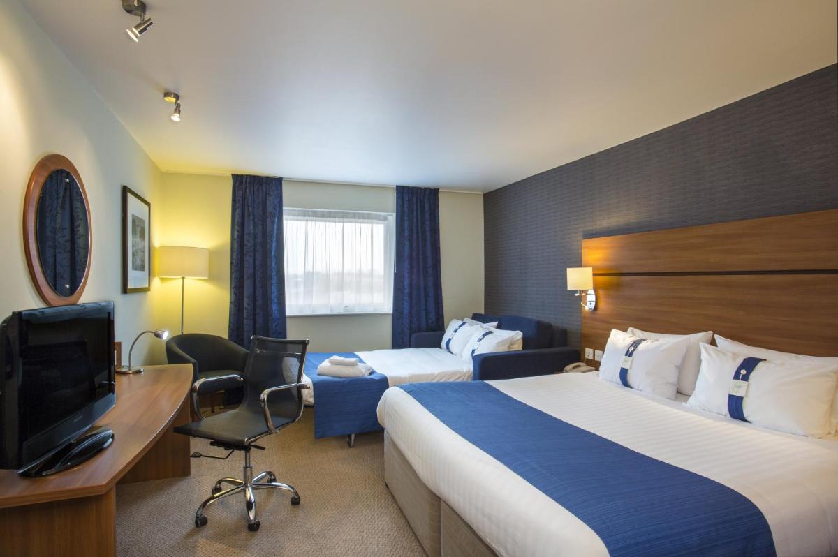 Photo - Holiday Inn Express Braintree, an IHG Hotel