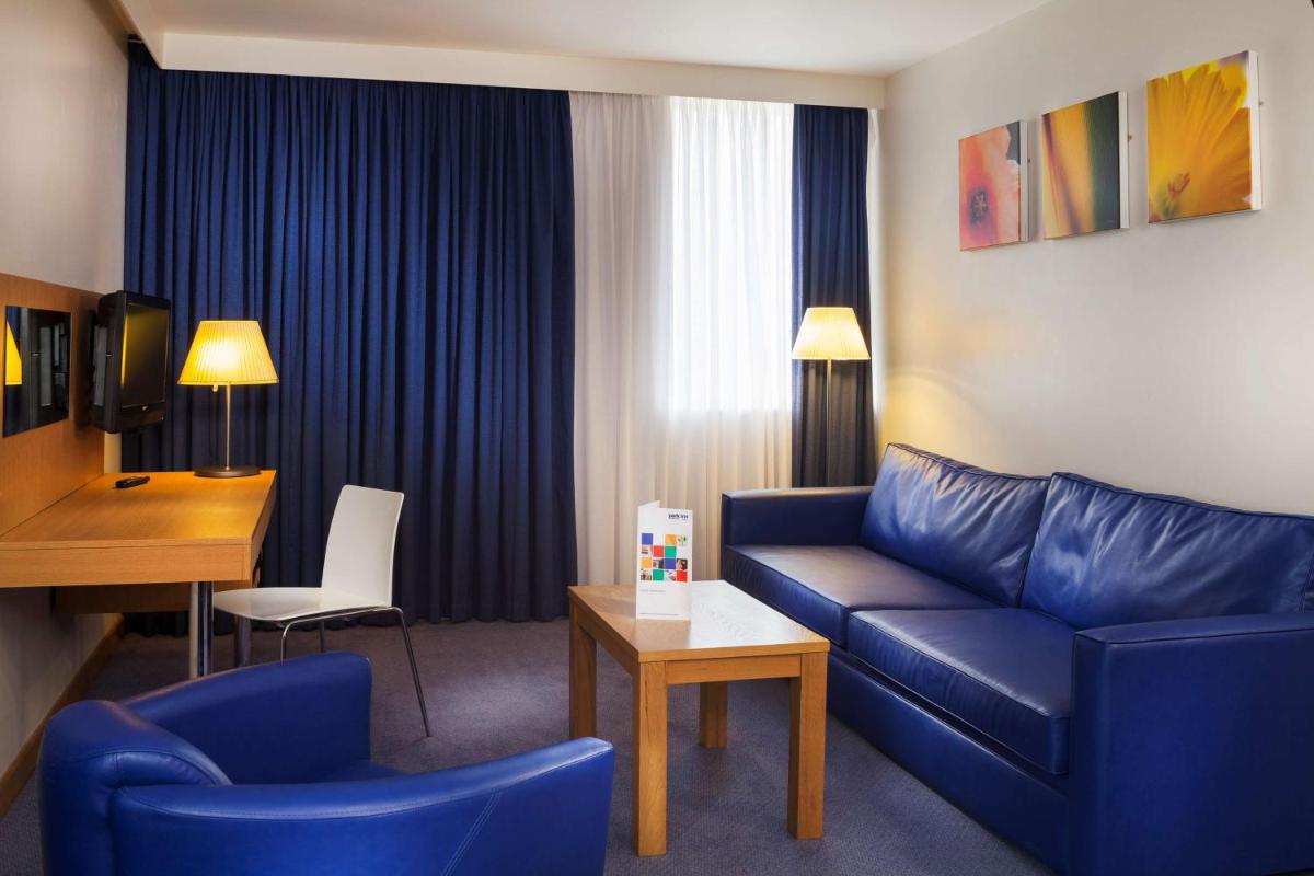 Photo - Park Inn by Radisson Peterborough