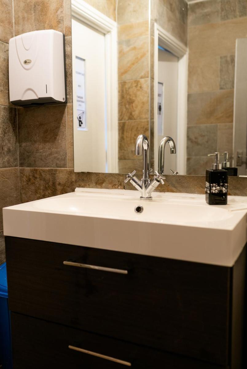 Photo - Regency Guesthouse Manchester