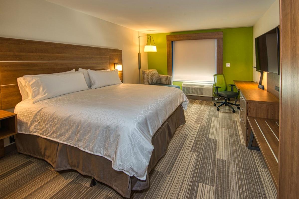 Photo - Holiday Inn Express Hotel and Suites Lincoln Airport, an IHG Hotel