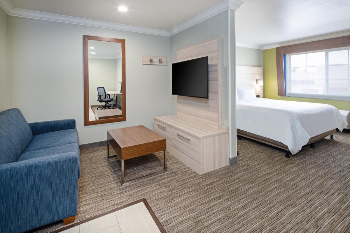 Photo - Holiday Inn Express Hotel & Suites Watsonville, an IHG Hotel