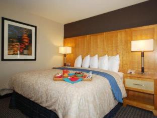 Photo - Best Western Plus Marina Gateway Hotel