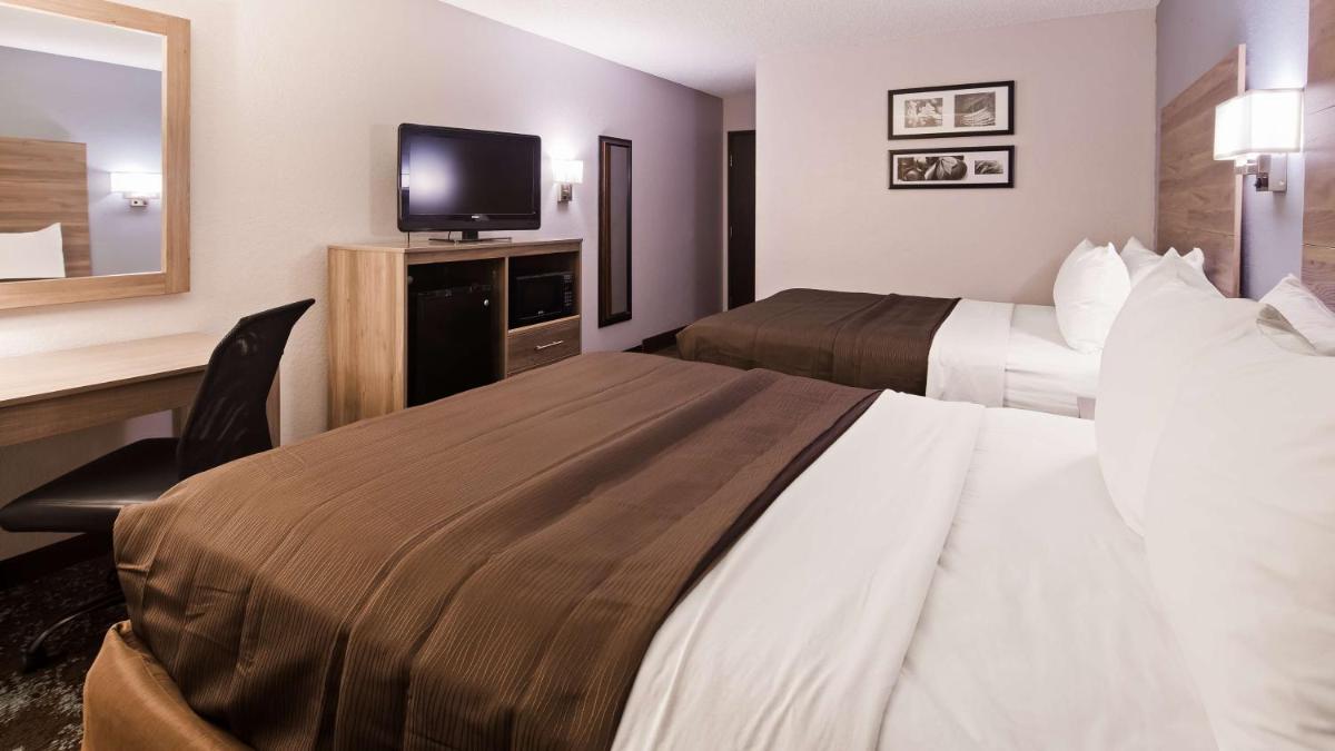 Photo - SureStay Hotel by Best Western Cedar Rapids