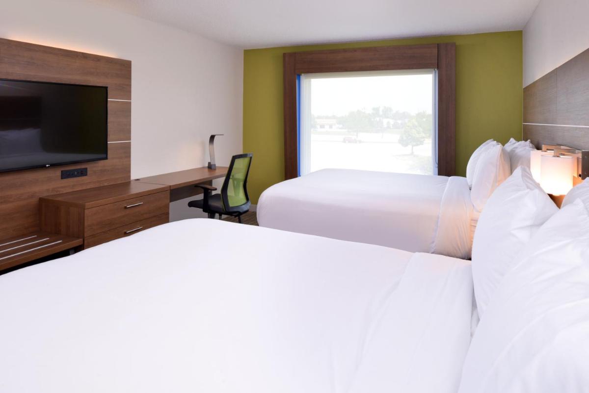 Photo - Holiday Inn Express & Suites - Omaha - 120th and Maple, an IHG Hotel