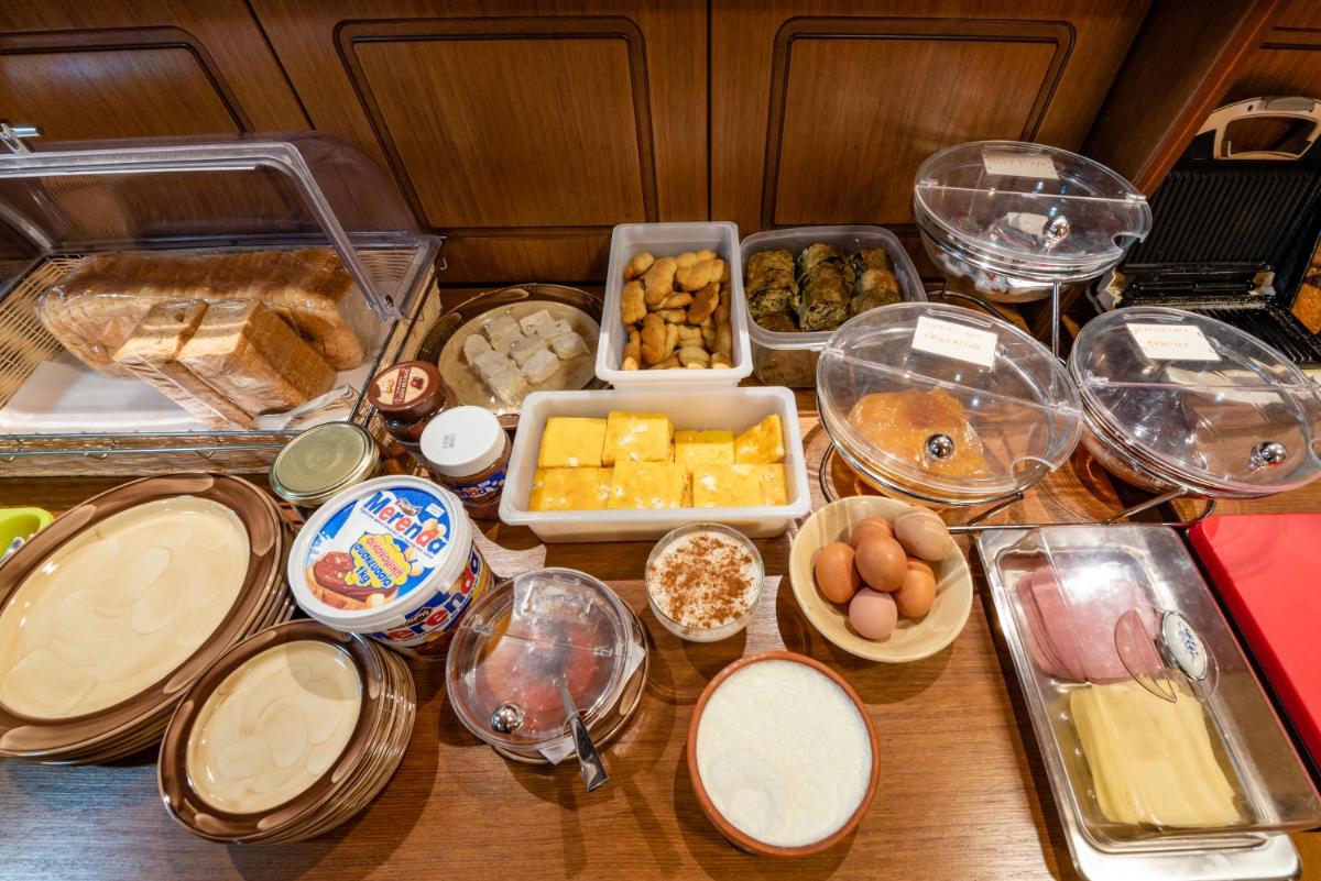 Xenonas Kypseli  Greece