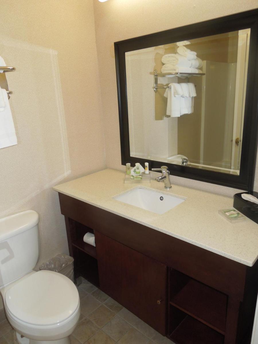 Photo - Country Inn & Suites by Radisson, Bel Air/Aberdeen, MD