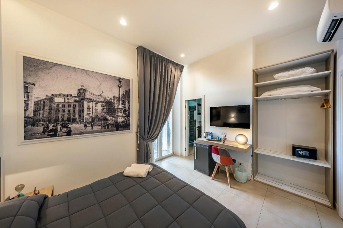 Photo - Napoli Squares Suites