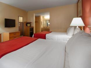 Photo - Best Western Center Inn