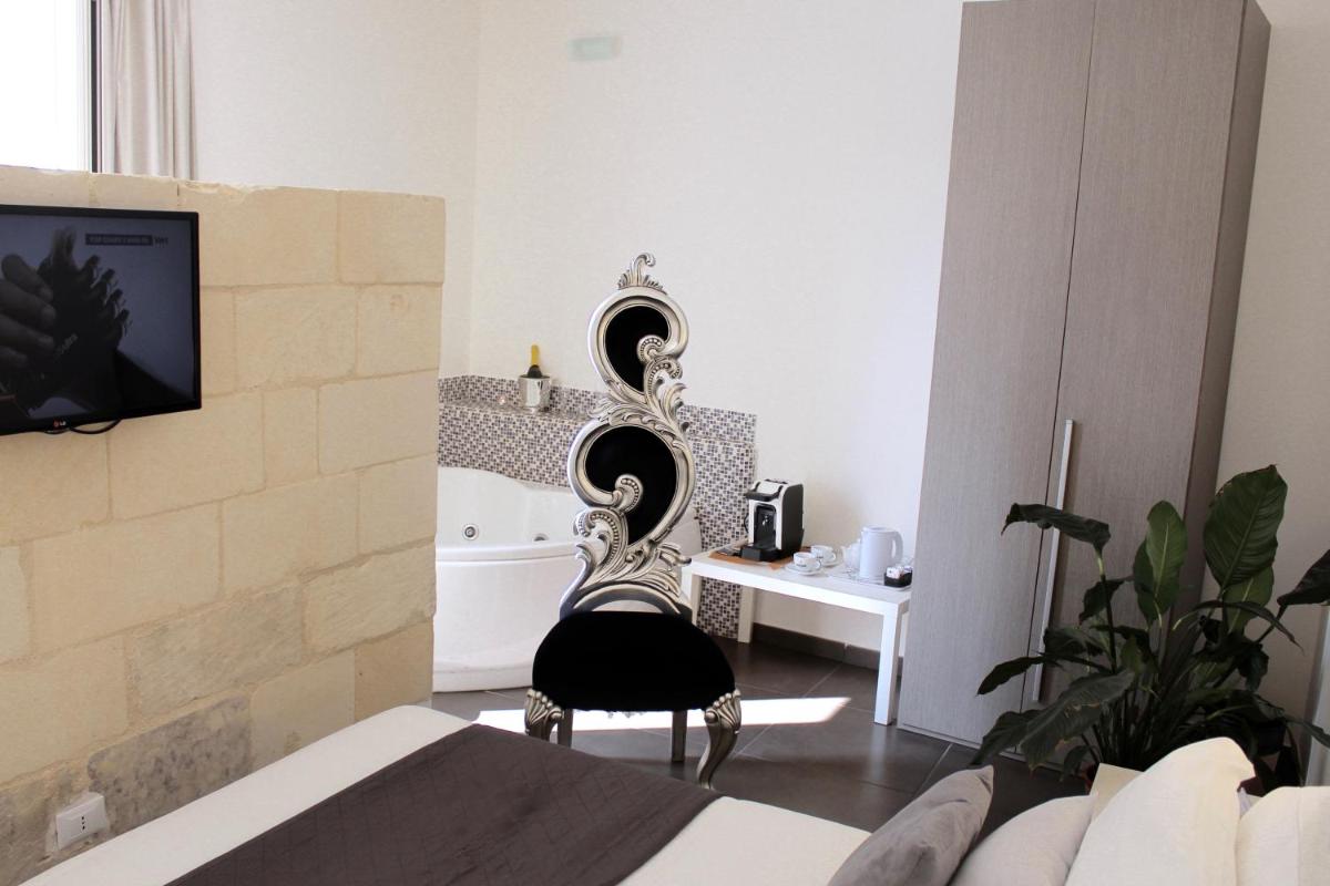 Photo - UP Room&Suite