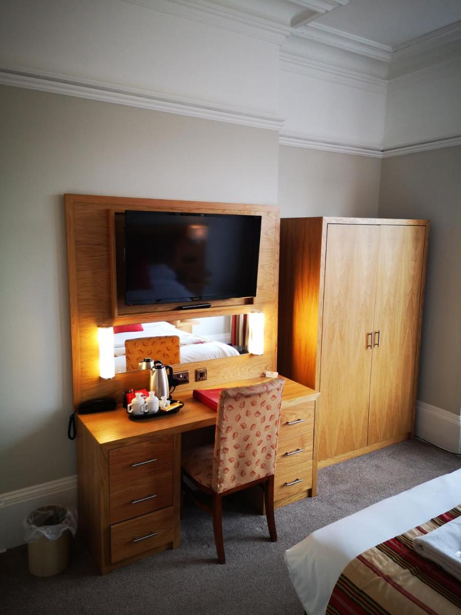 Photo - The Red Lea Hotel