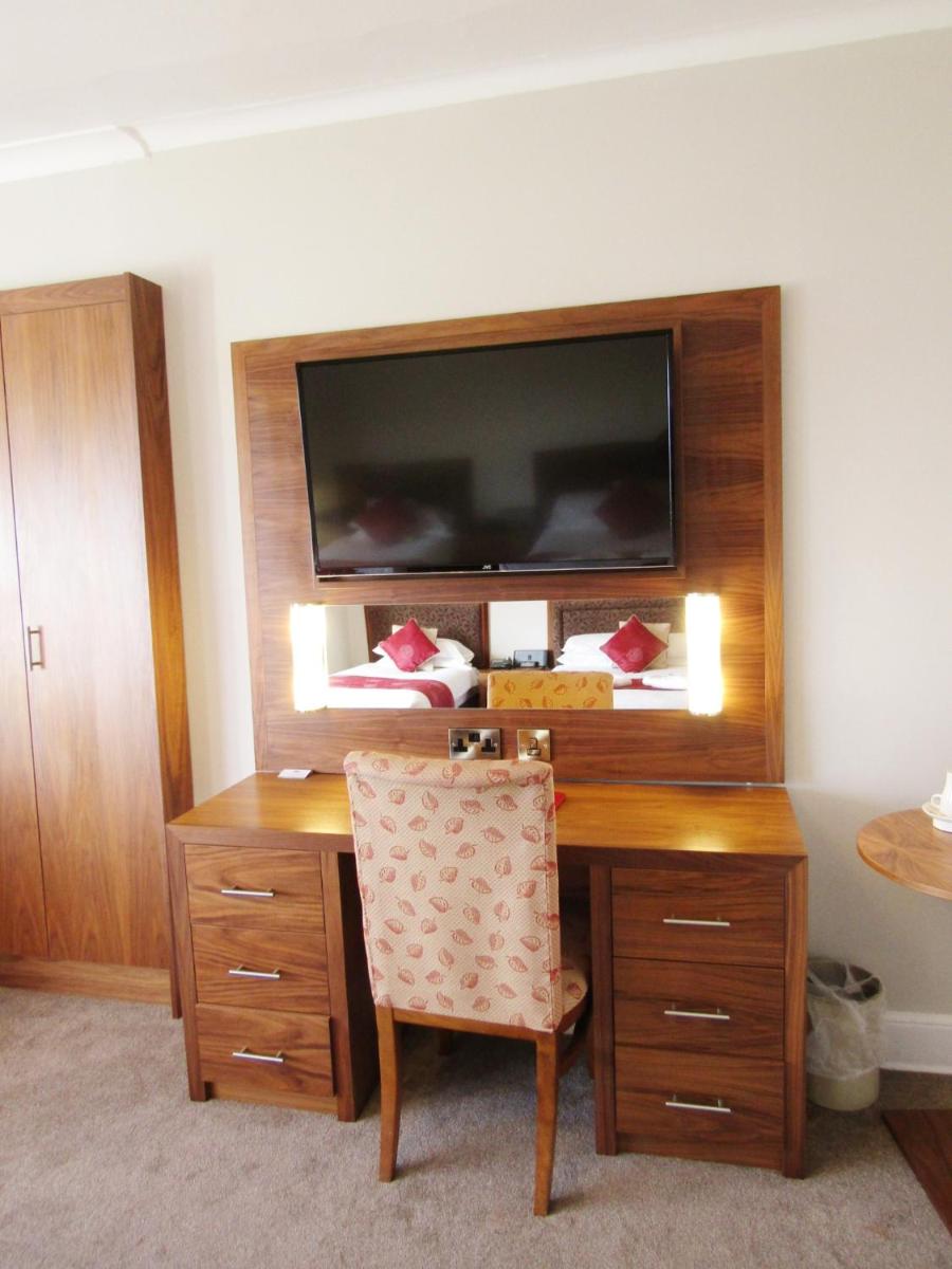 Photo - The Red Lea Hotel