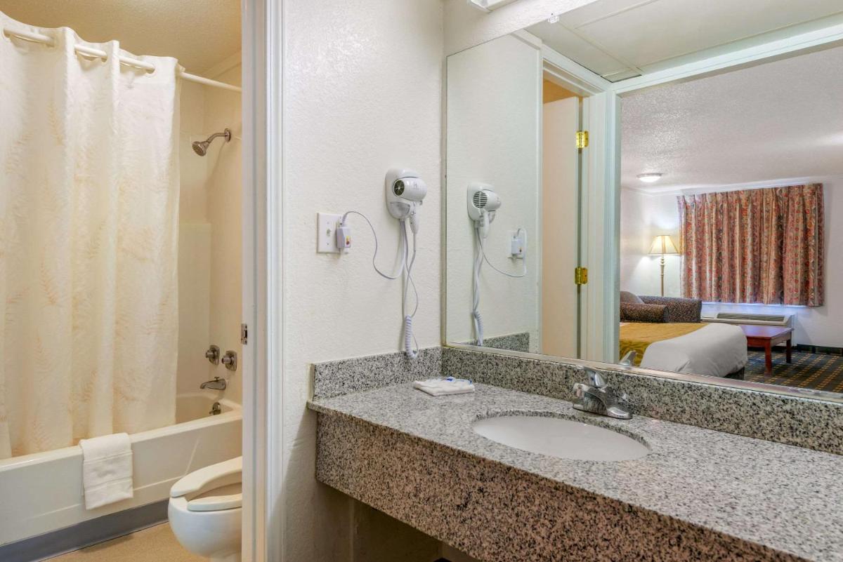 Photo - Rodeway Inn Hilliard/Columbus