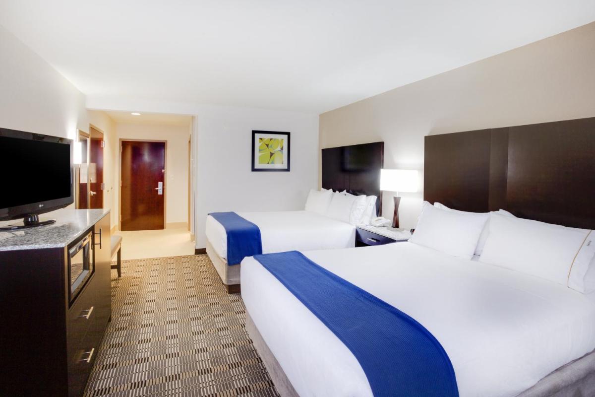 Photo - Holiday Inn Express Hotel & Suites Mebane, an IHG Hotel