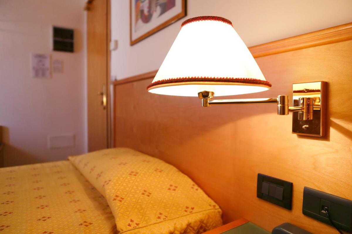 Photo - Hotel Estense