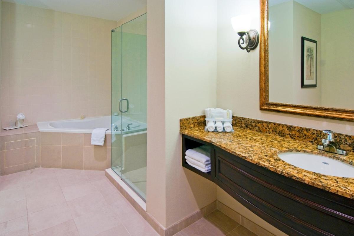 Foto - Holiday Inn Express & Suites Miami Kendall, an IHG Hotel