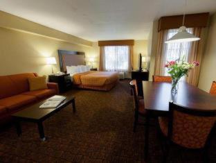 Photo - Best Western Escondido Hotel