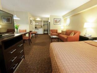 Photo - Best Western Escondido Hotel