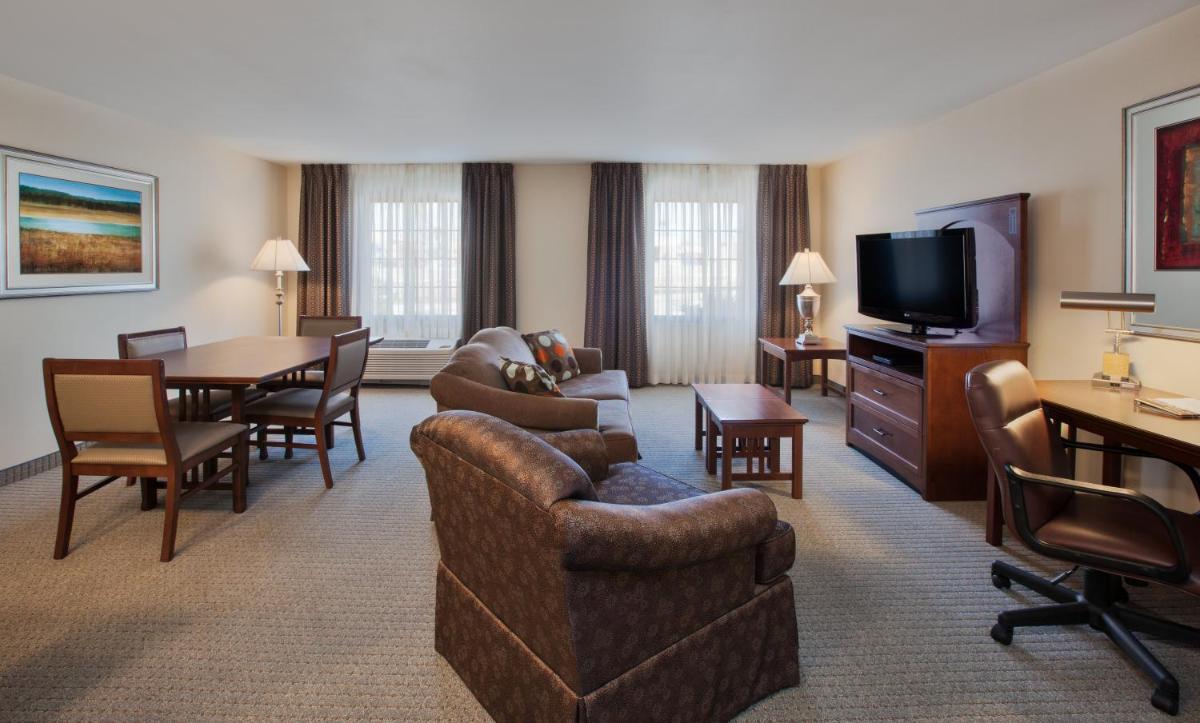 Photo - Staybridge Suites El Paso Airport, an IHG Hotel