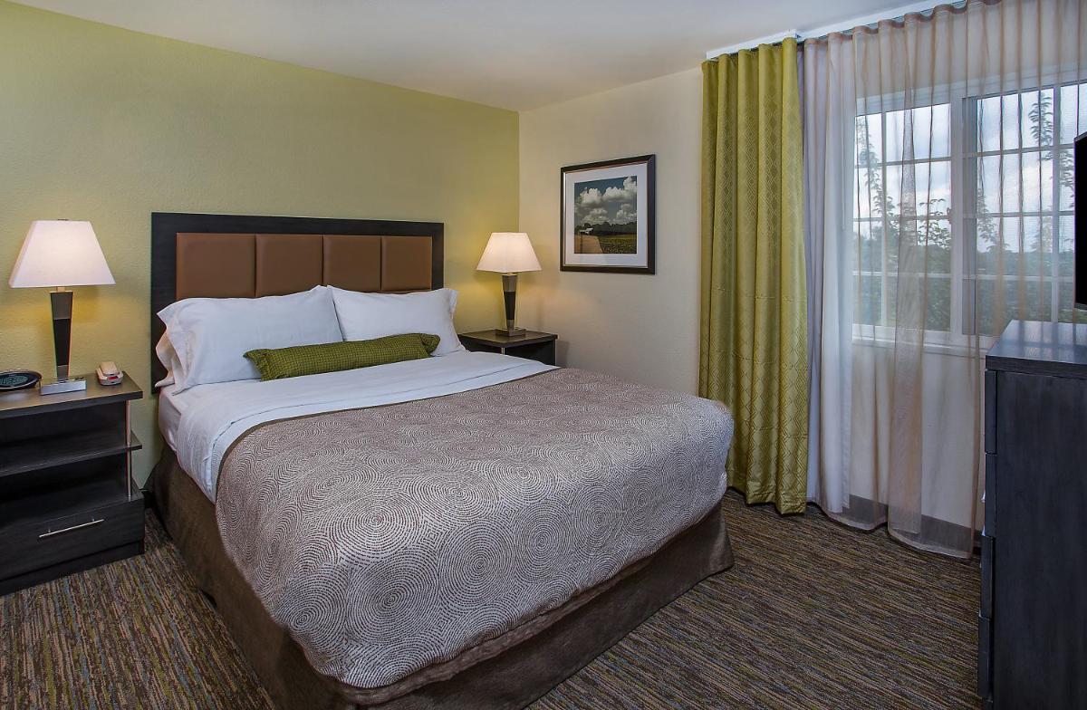 Photo - Candlewood Suites Louisville Airport, an IHG Hotel