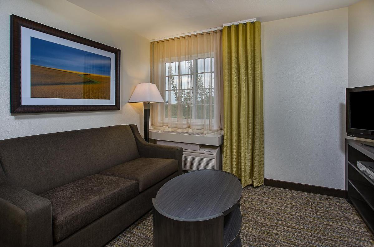 Photo - Candlewood Suites Louisville Airport, an IHG Hotel