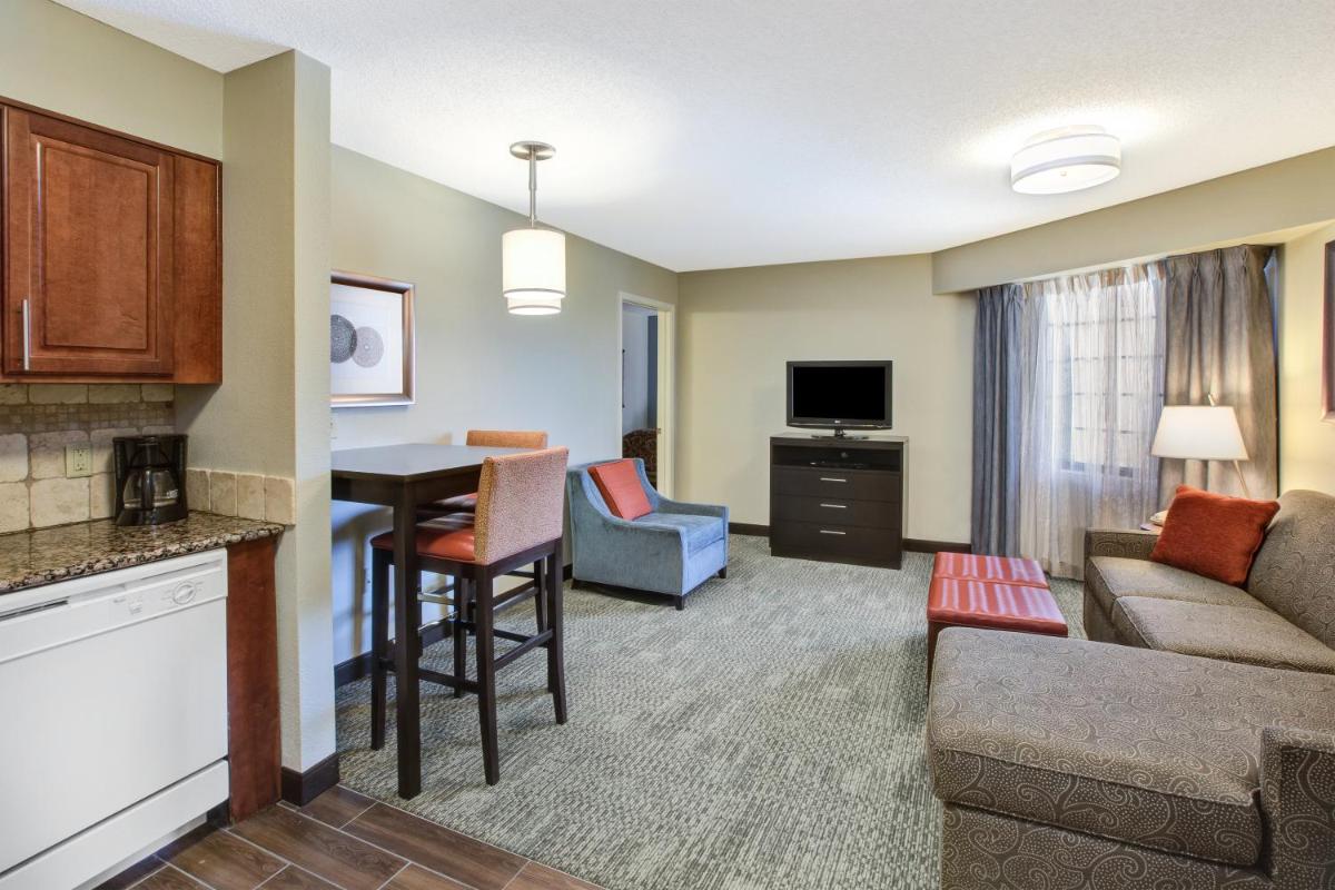 Photo - Staybridge Suites Louisville - East, an IHG Hotel