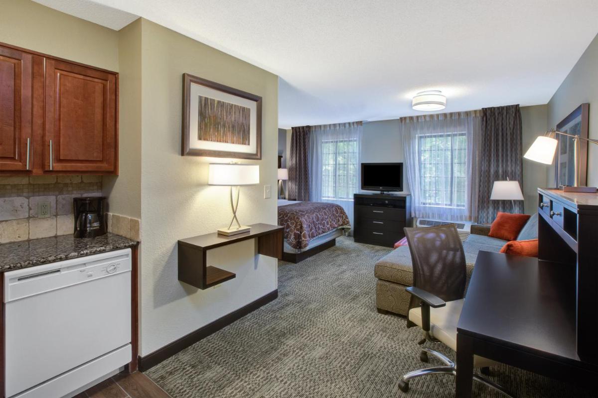 Photo - Staybridge Suites Louisville - East, an IHG Hotel