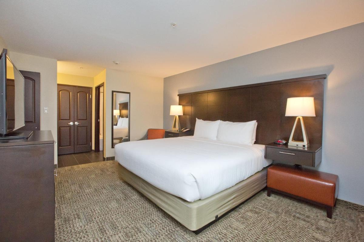 Photo - Staybridge Suites Austin South Interstate Hwy 35, an IHG Hotel