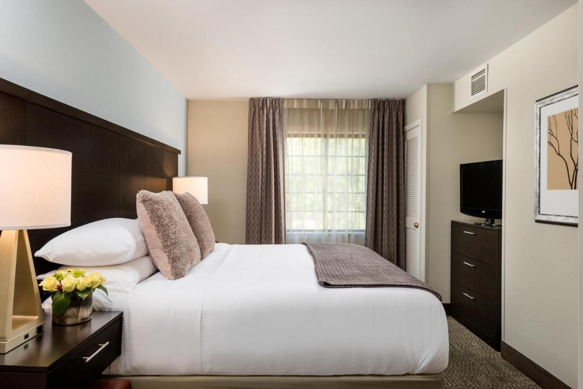 Foto - Staybridge Suites Chantilly Dulles Airport, an IHG Hotel